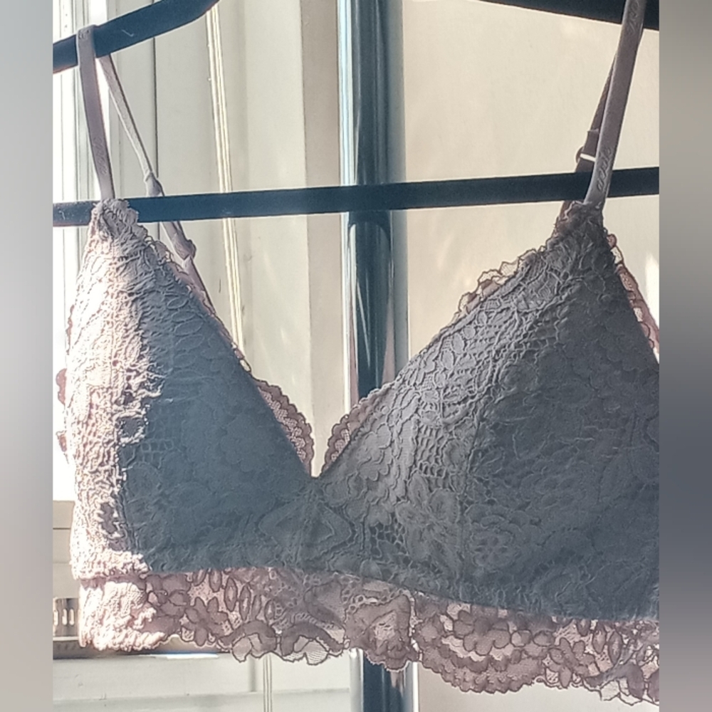 Aerie Lace Bralette in Soft Pink - Picture 15 of 16